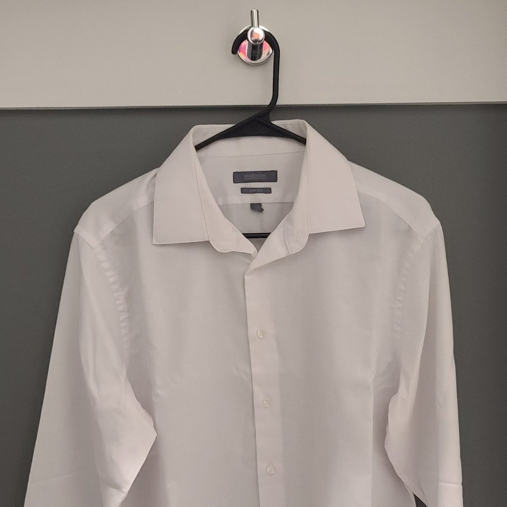 Used Madison Dress Shirt Slim Fit